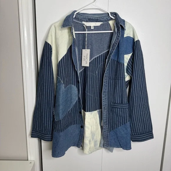 Free People X Tricia Fix Heart Appliqué Shirt Denim 100% cotton - XS NWT - Picture 8 of 11